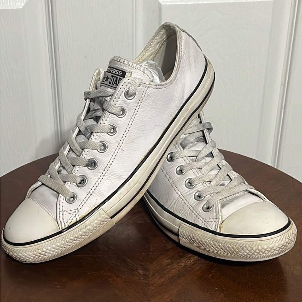 🔥🔥 CONVERSE ALL STAR “LEATHER” White - Men Sz 9 / Women Sz 11 - Good Condition